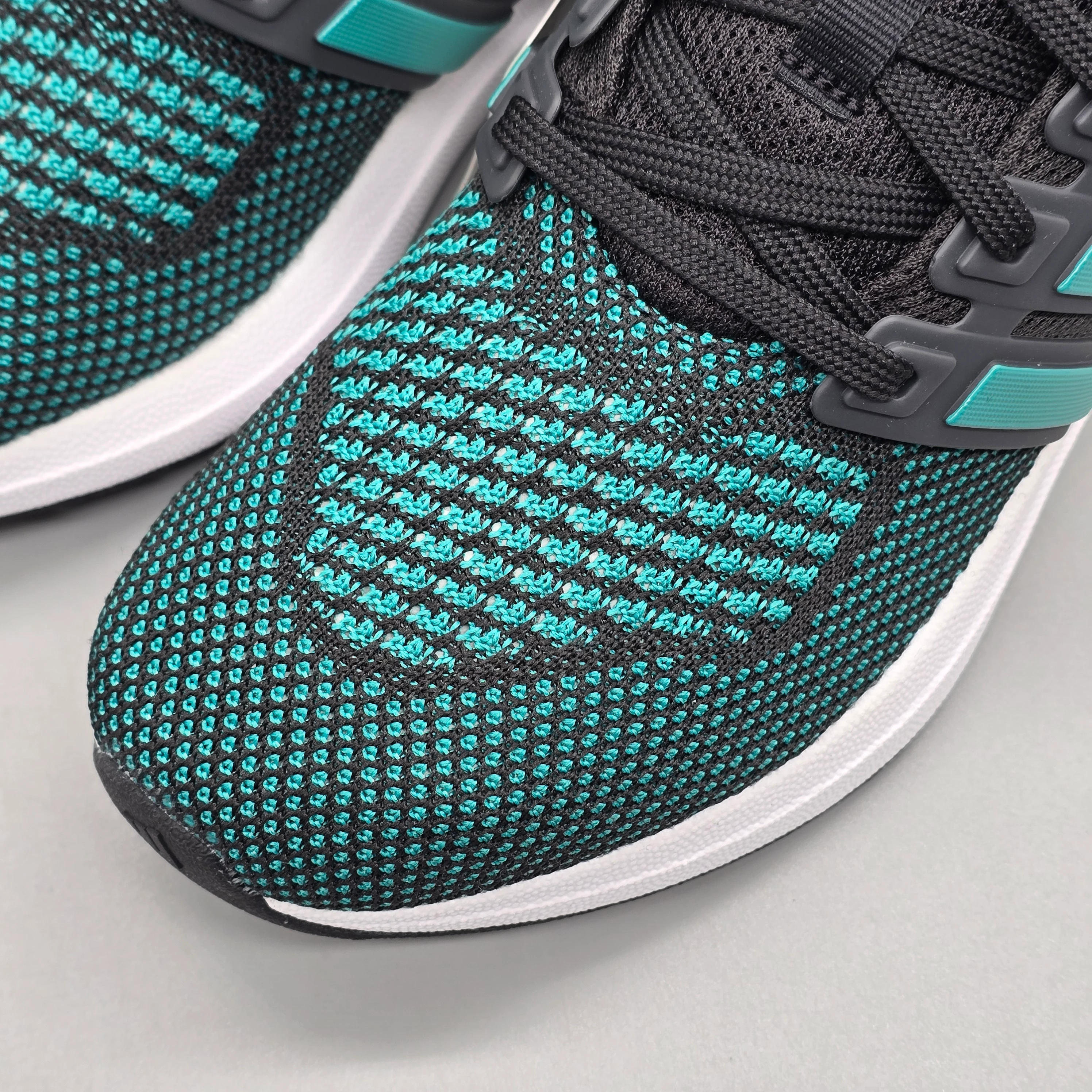 ADIDAS ULTRADREAM DNA 5