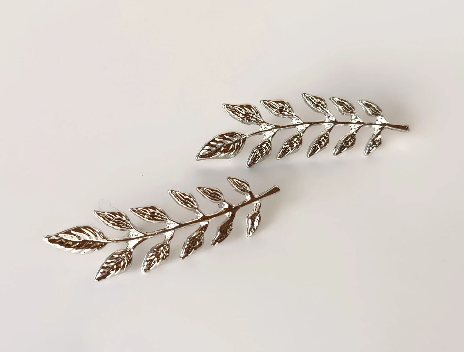 Pins en forma de laurel  2