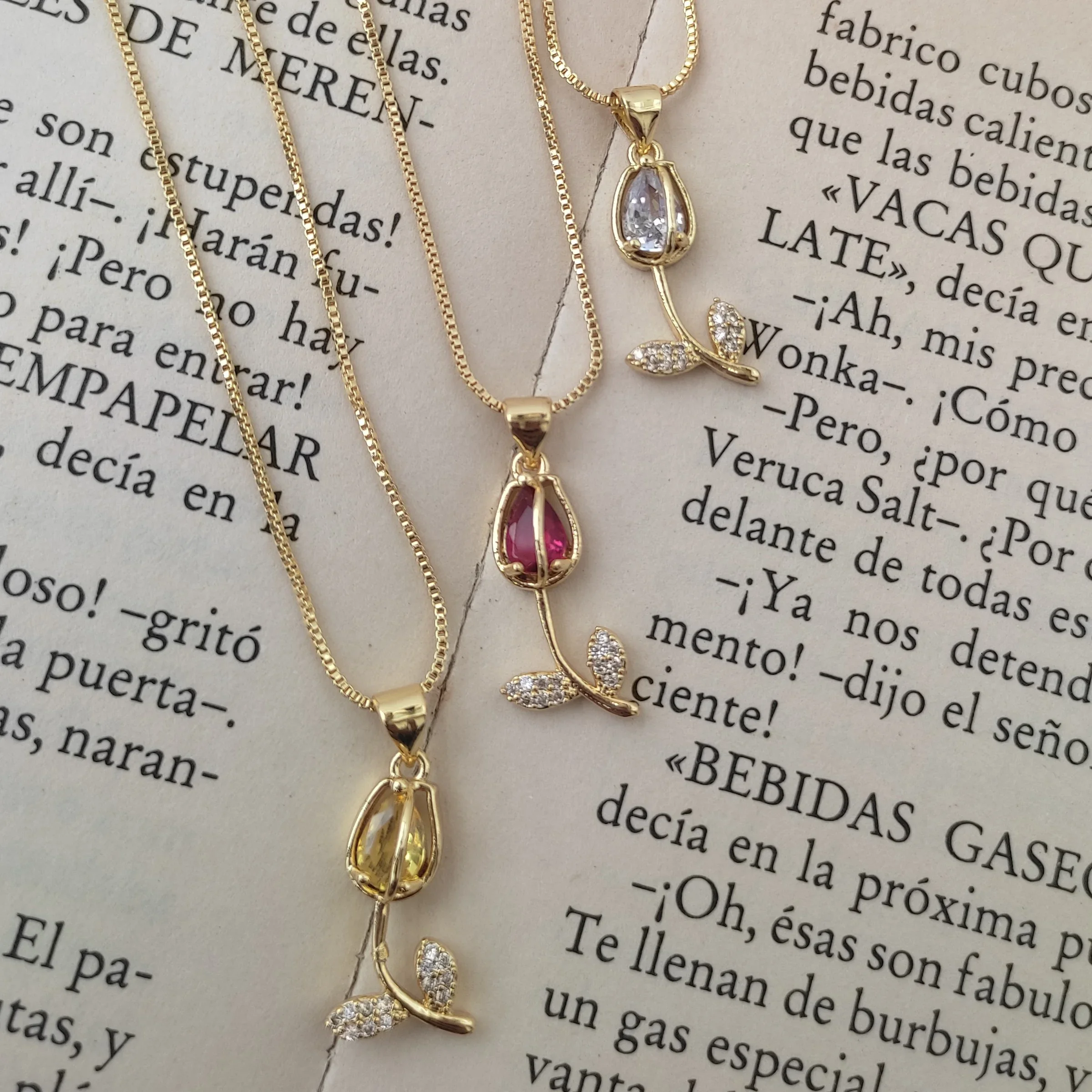 CADENA TULIPAN FUCSIA 3