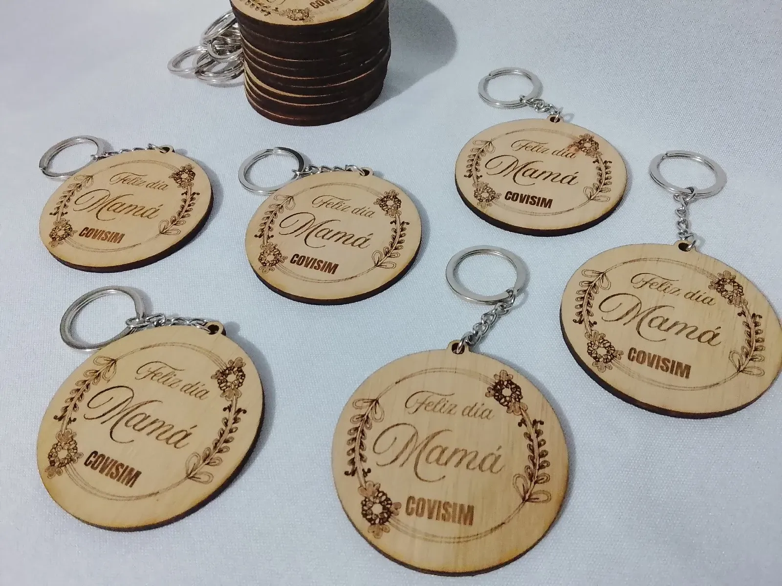 Llavero madera pack por 10 unidades 