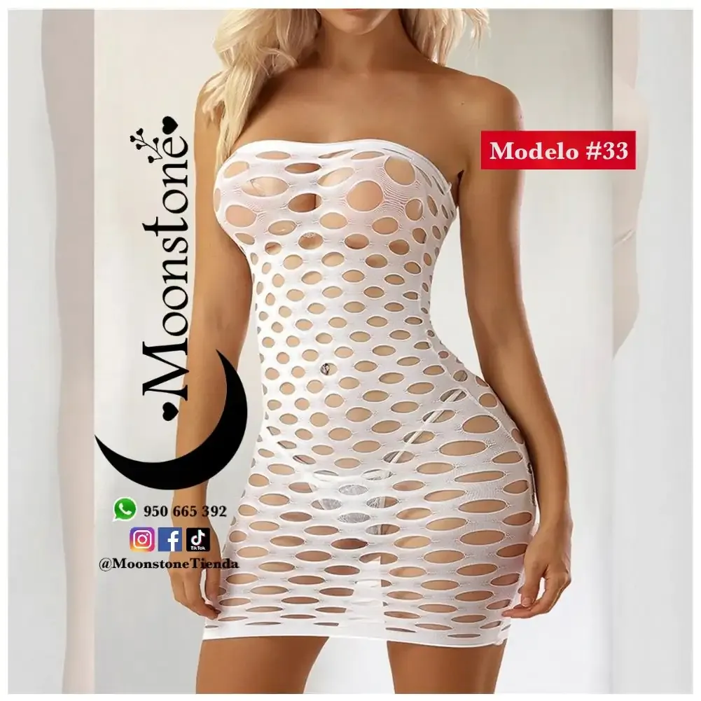 Modelo 33 Vestido blanco malla cocos