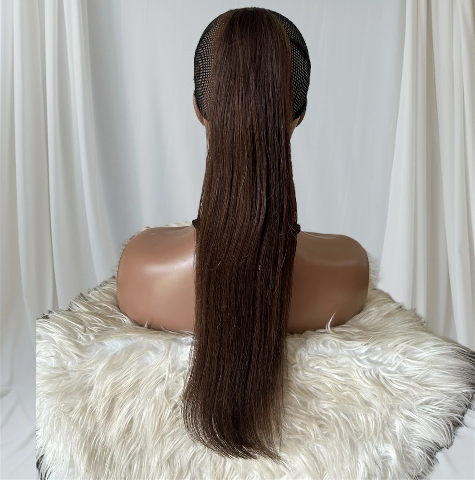 Cola de 22” cabello humano con gancho  2