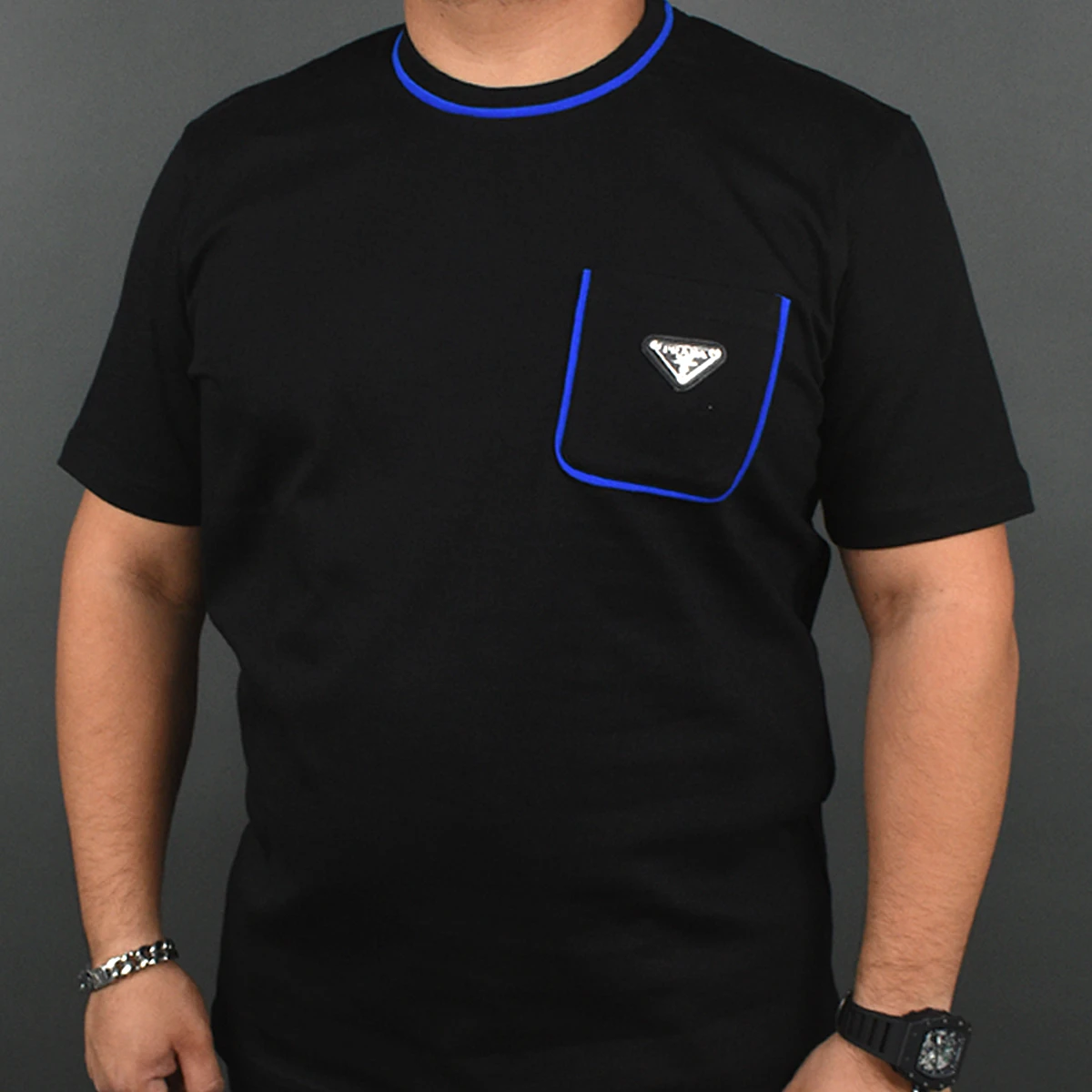 Playera Prada
