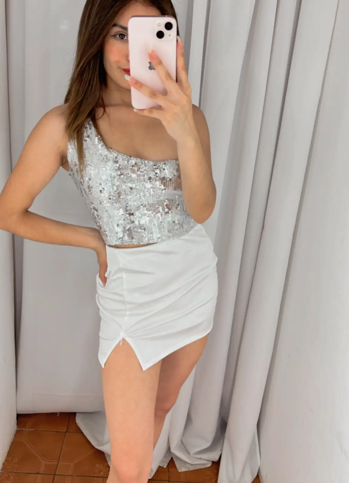 Mini saten blanca