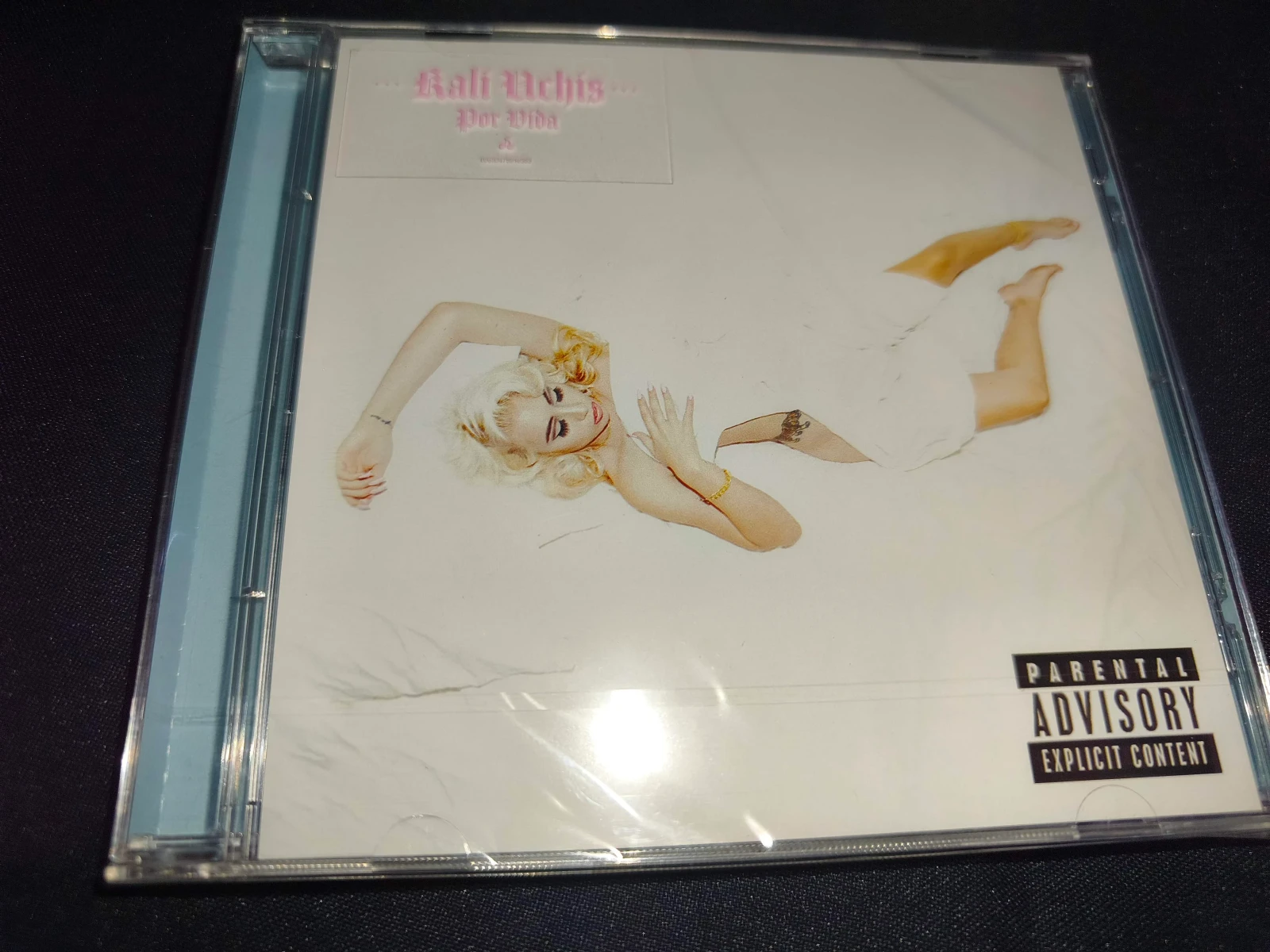 Kali Uchis - Por Vida (CZECH REPUBLIC)