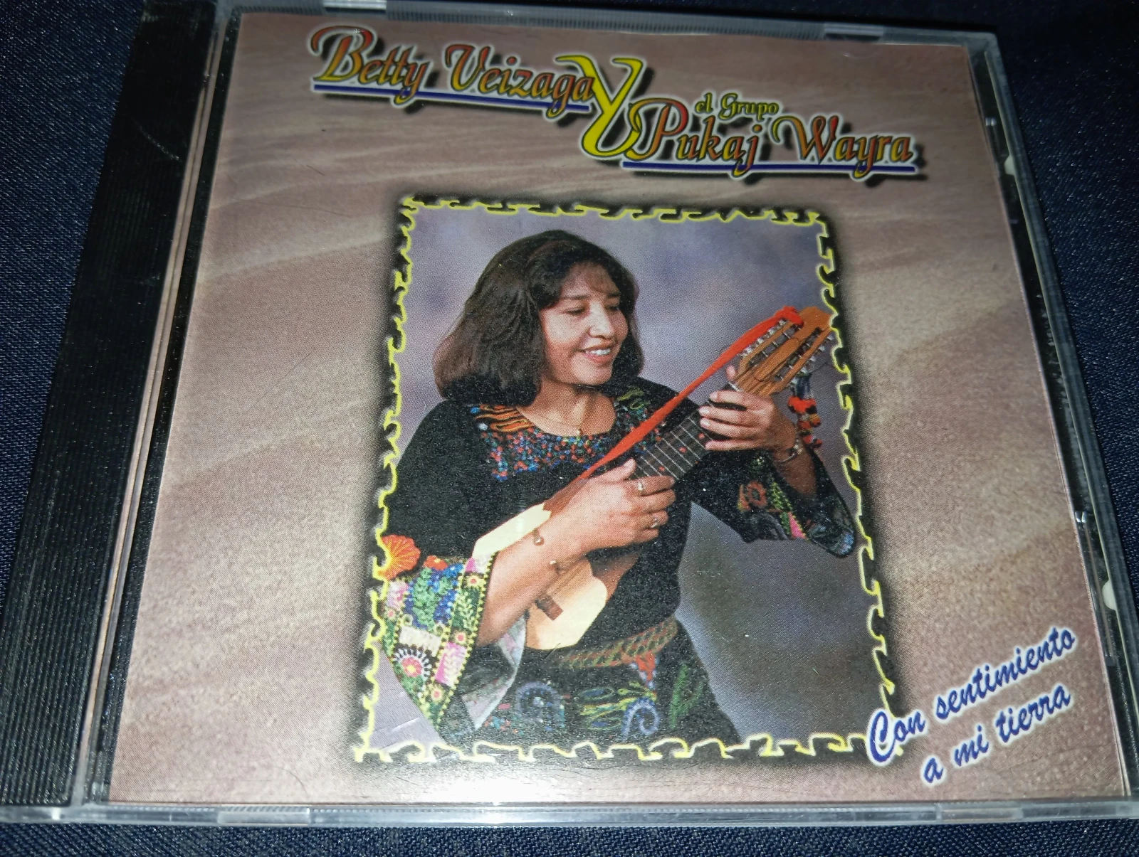Betty Veyzaga - Con Sentimiento A Mi Tierra (LAURO RECORDS)