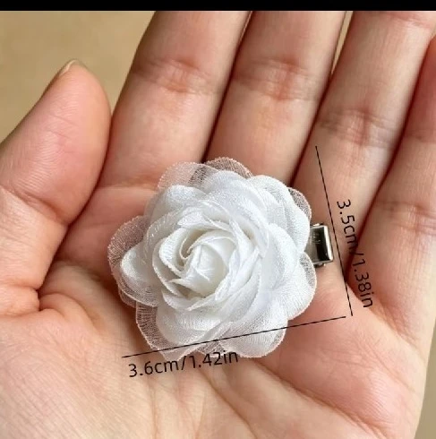 VINCHA DE ROSAS BLANCAS  2