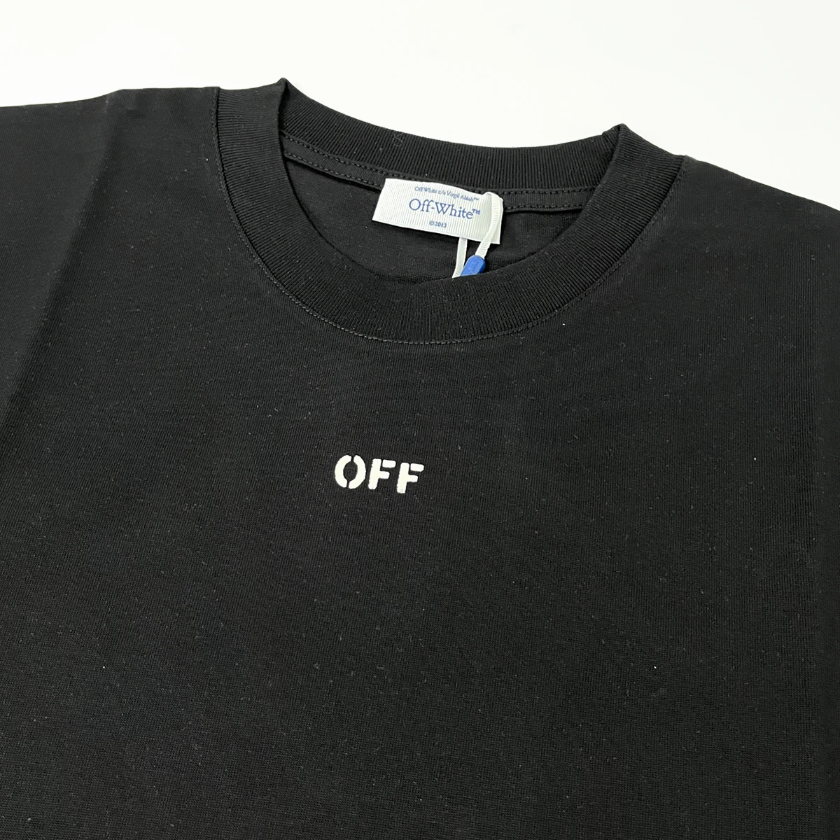 Playera Off White 5