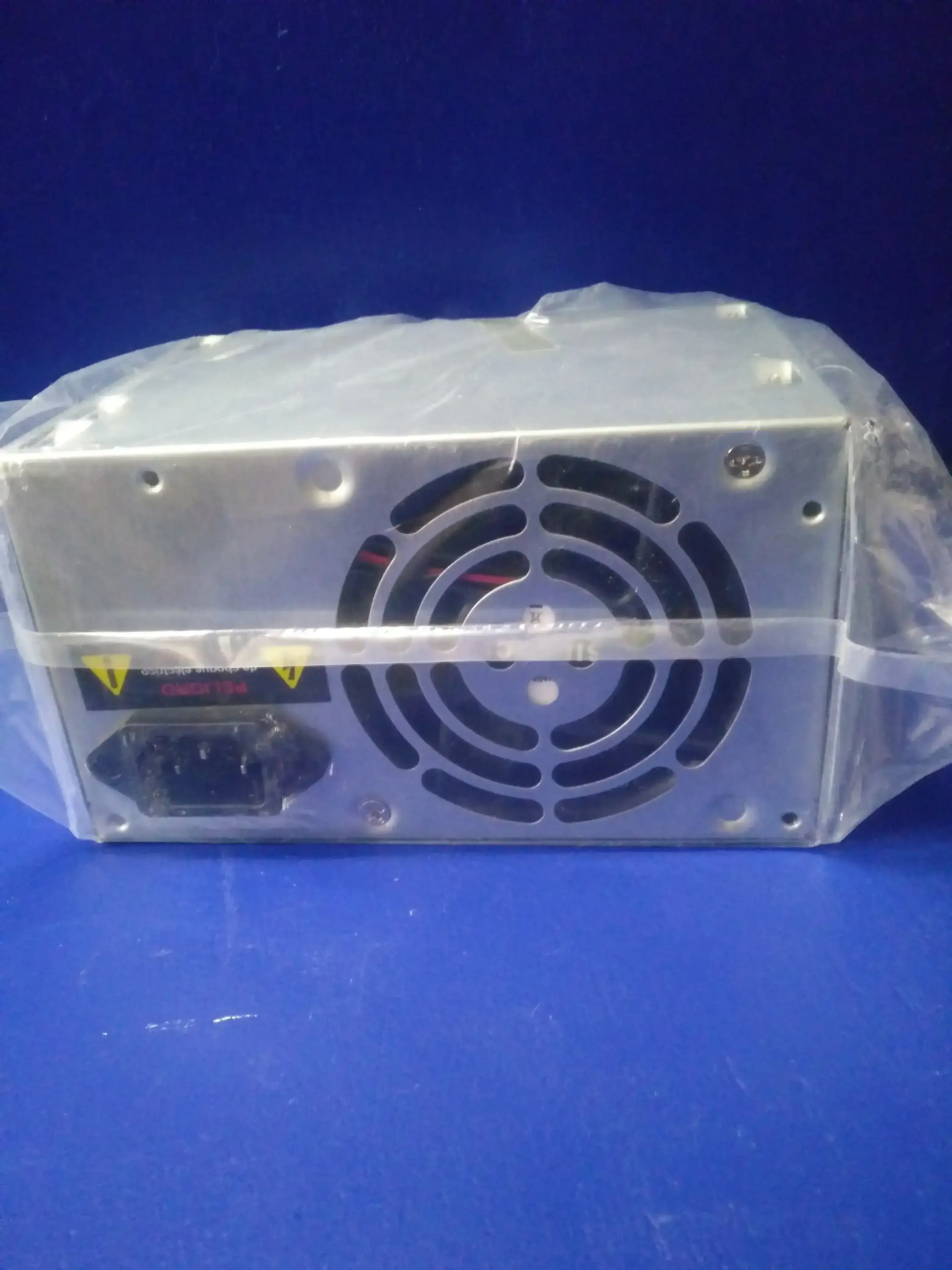 Fuente de alimentacion NOGA 550 2