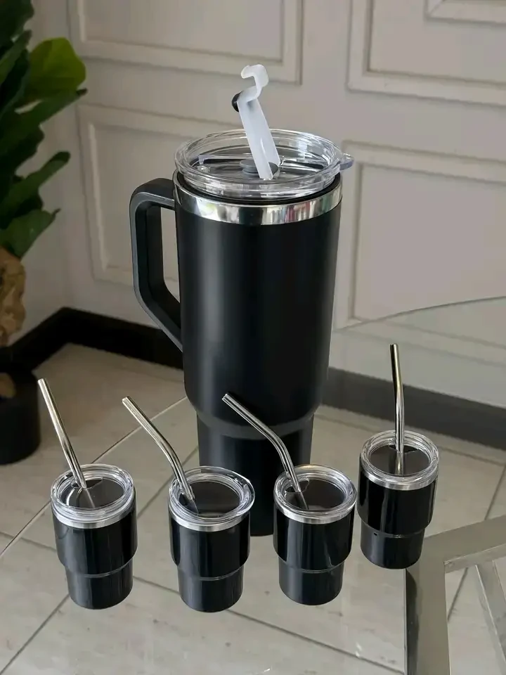 TERMO DE 120 ML CON 4 MINI VACITOS  2