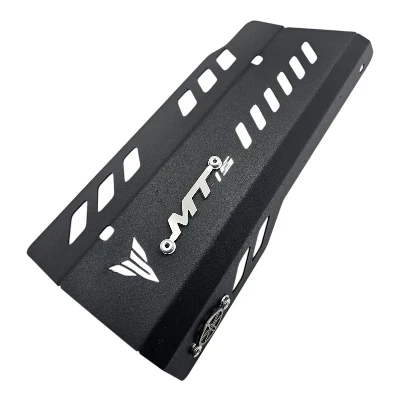 MT 15 P. Exosto acero negro logo 3d cromado ML