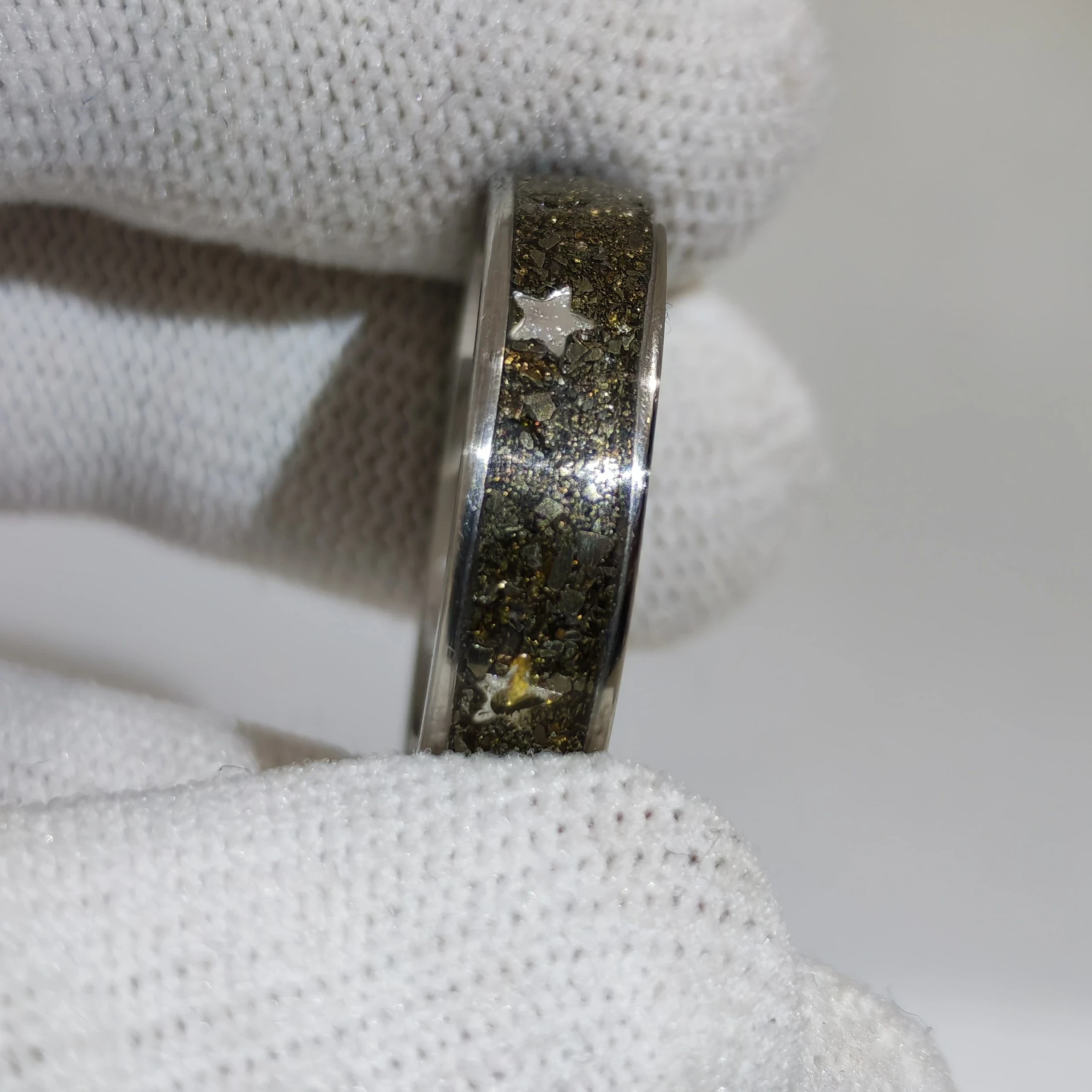 Anillo Ocaso de Estrellas en Pirita
