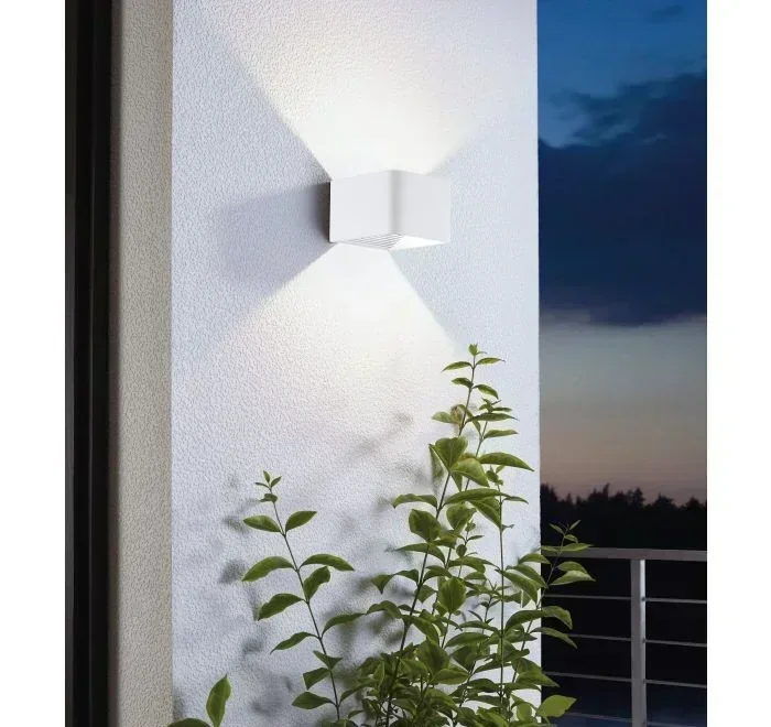 APLIQUE PARED CUADRA 5W LUZ CALIDA/3000K 2