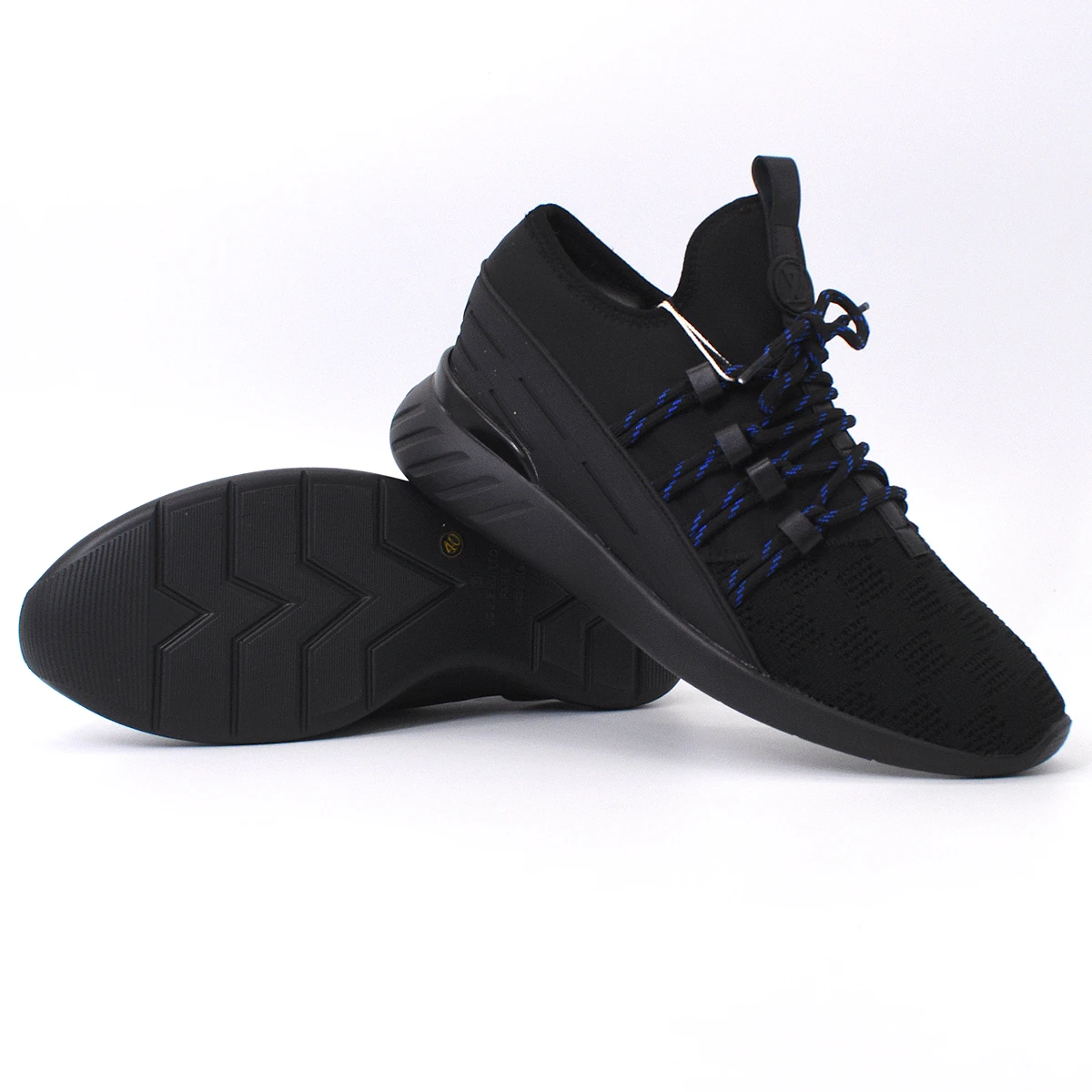 Sneaker LV Negro 2