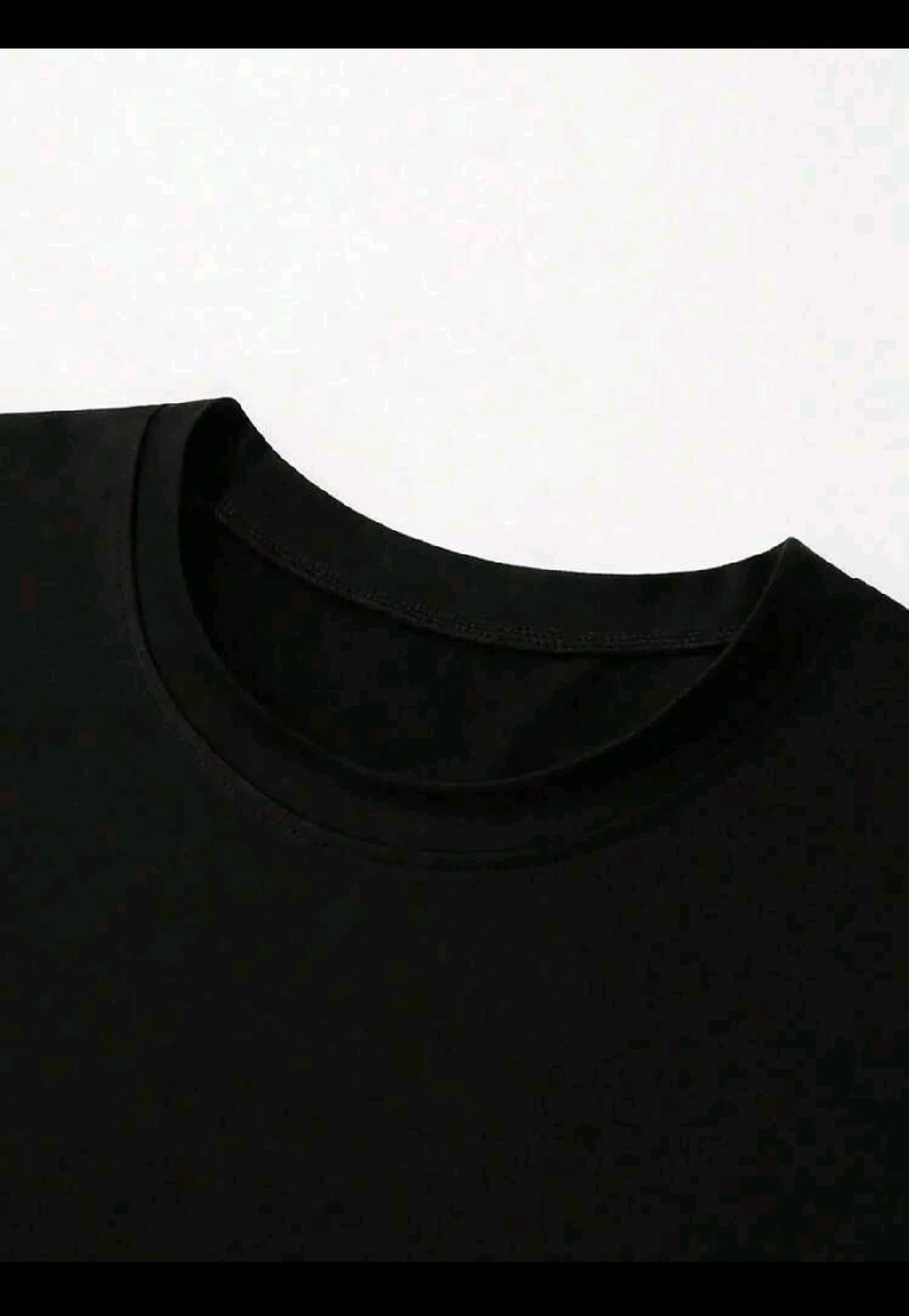 Franela de Hombre Minimalista "ITALIA" en Tela Tricotada - Camiseta Negra de Manga Corta y Cuello Redondo 3