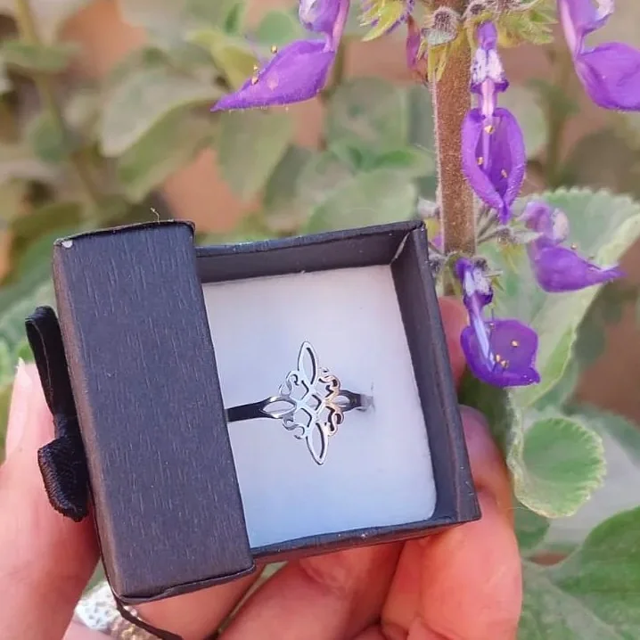 Anillo nudo de bruja 2