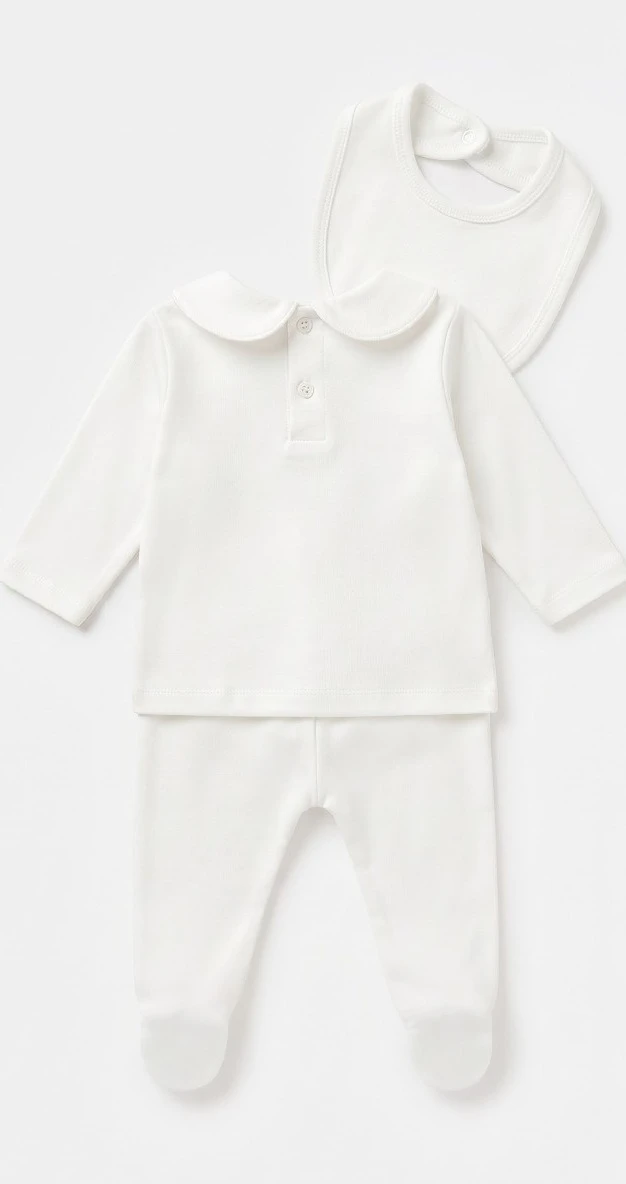 TRAJE DE BEBÉ  3