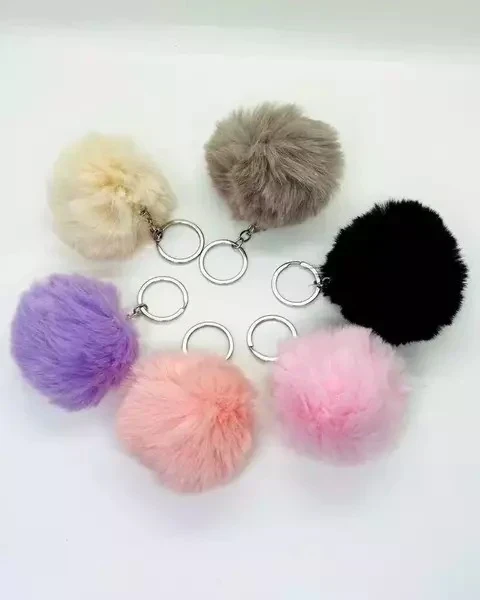 LLAVERO POMPON  3