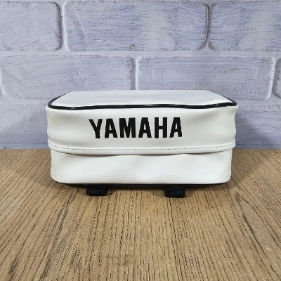 Porta herramientas Yamaha blanco TP DT 125 / TP XTZ 125 JC20 CM X 16CM X 7 CM