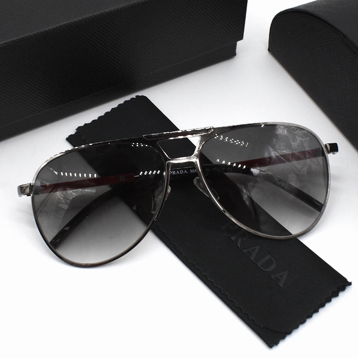 Lentes de Sol Prada 3