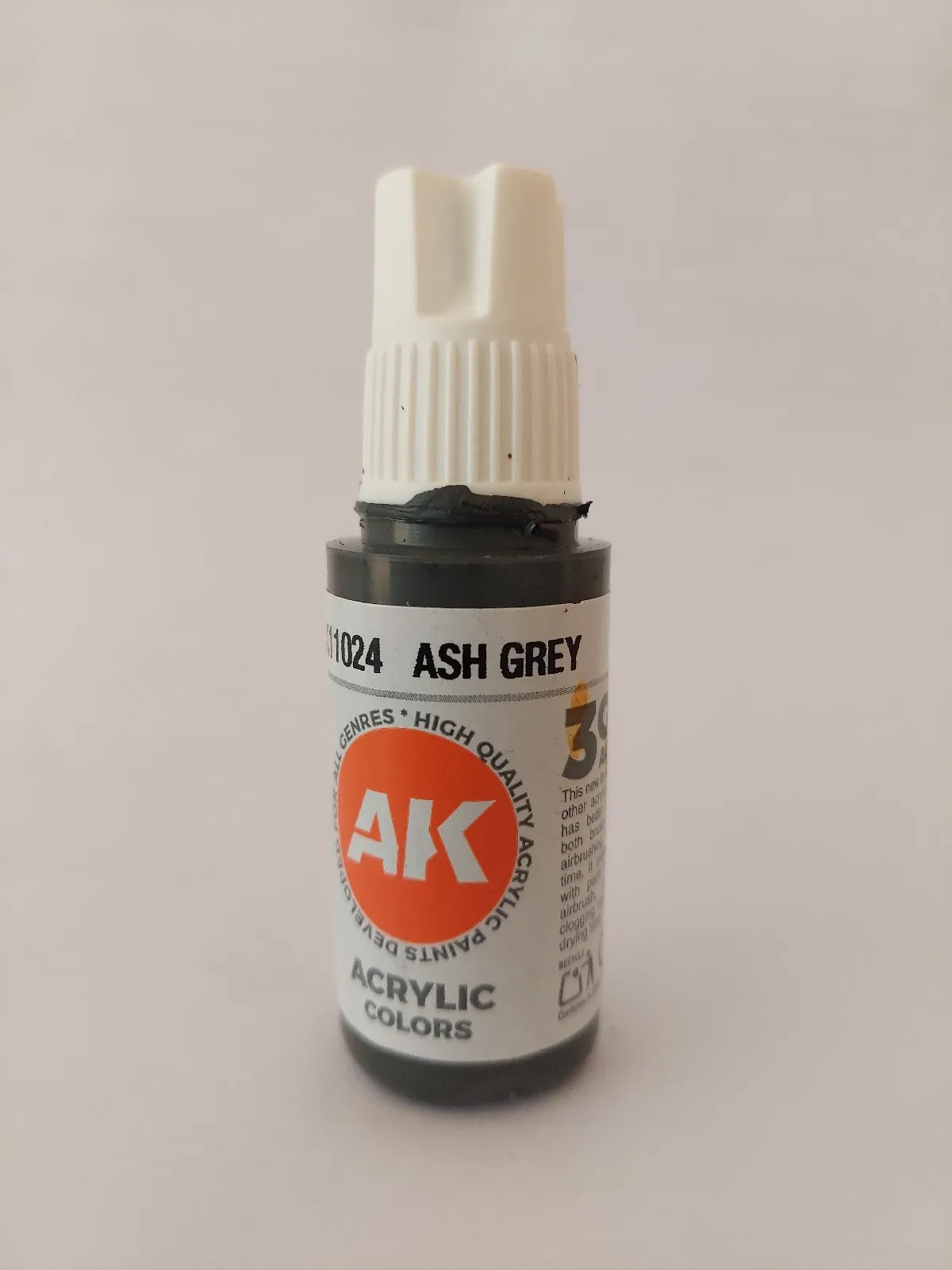 *DERRAMADO* ASH GREY – STANDARD 3
