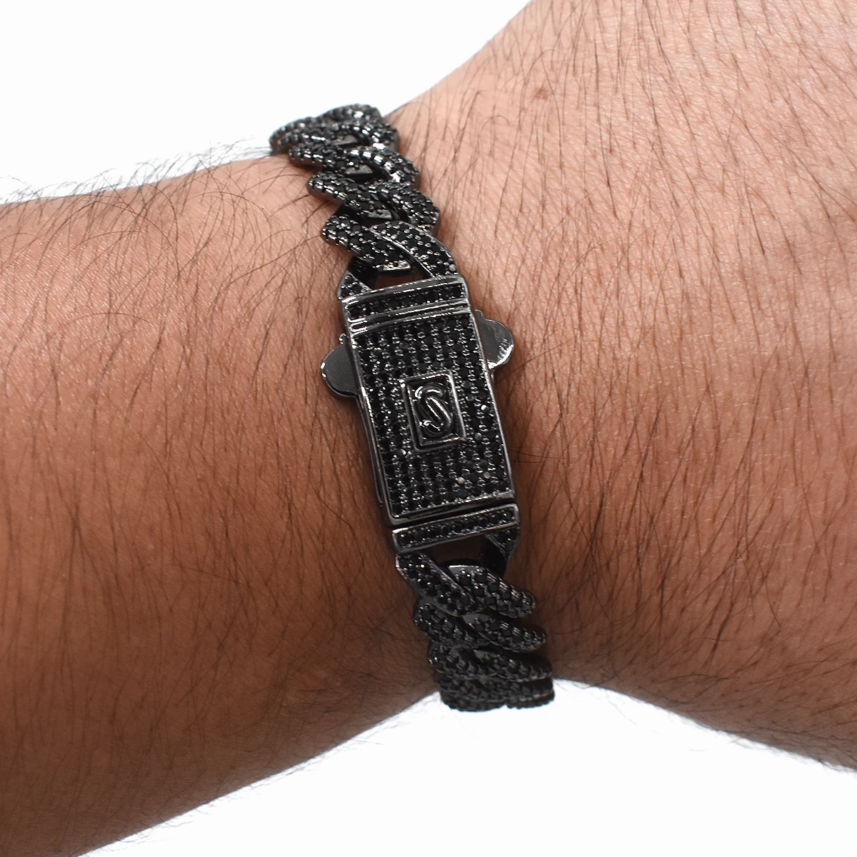 ESCLAVA -  EN NEGRO CON DIAMANTES 