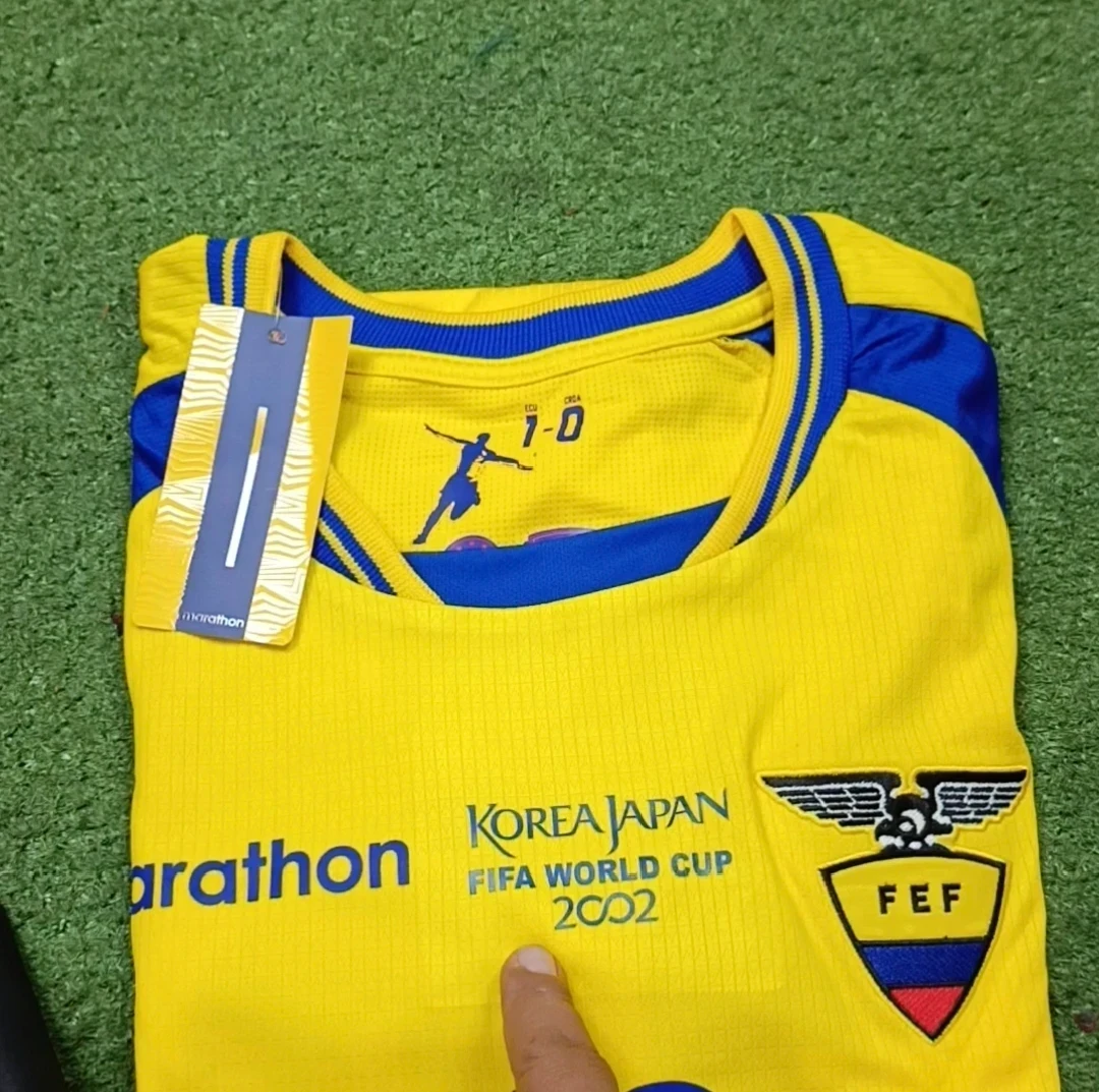 LEYENDA ECUADOR 2002  3