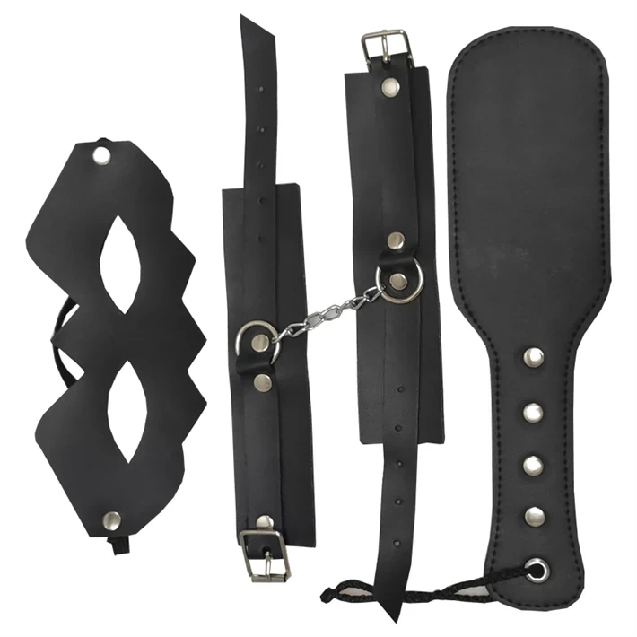 Kit de cuero Esposas + Antifaz + Fusta negro