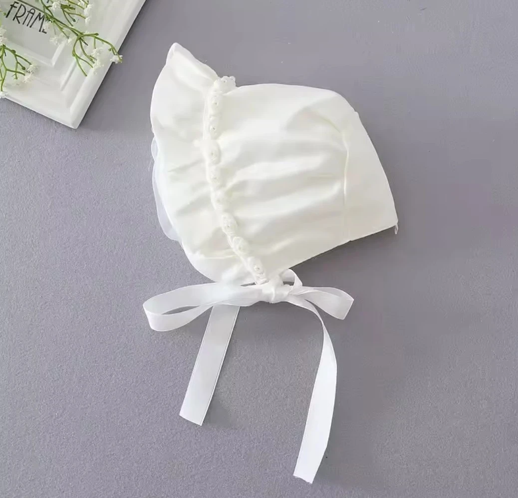 GORRO DE CEREMONIA PARA NIÑA 2