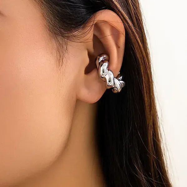 EAR CUFF