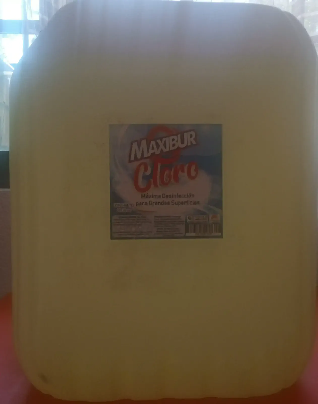 Cloro  al 6.5 % 20 litros