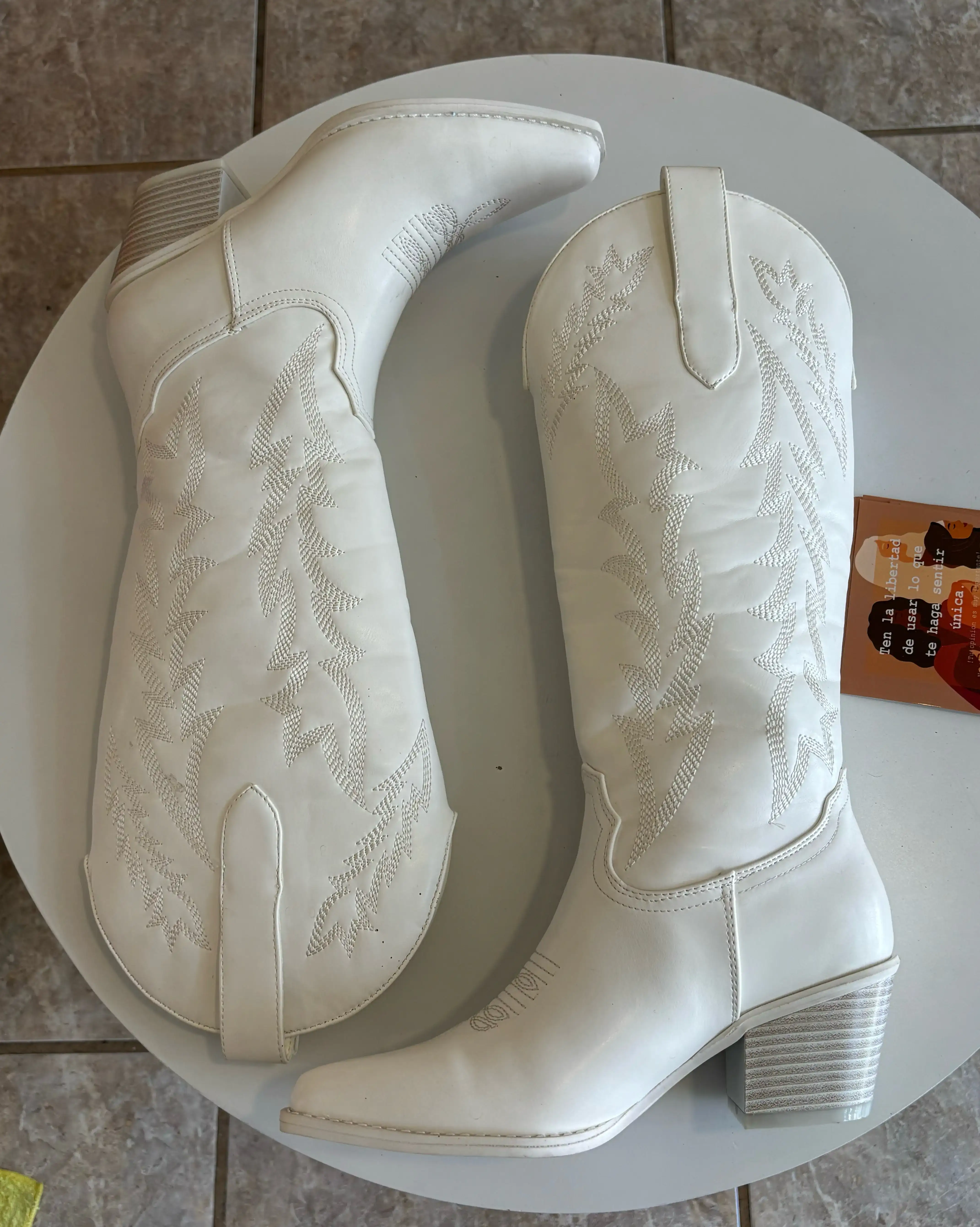 Bota vaquera blanca 2