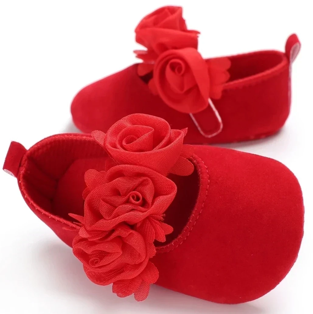 ZAPATITOS ROJOS BEBE 3