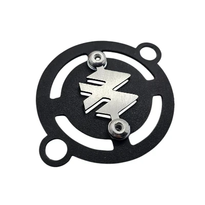 NS 200 P. Tapa filtro de aceite acero negro logo 3d cromado ML