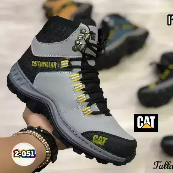 Bota caterpillart