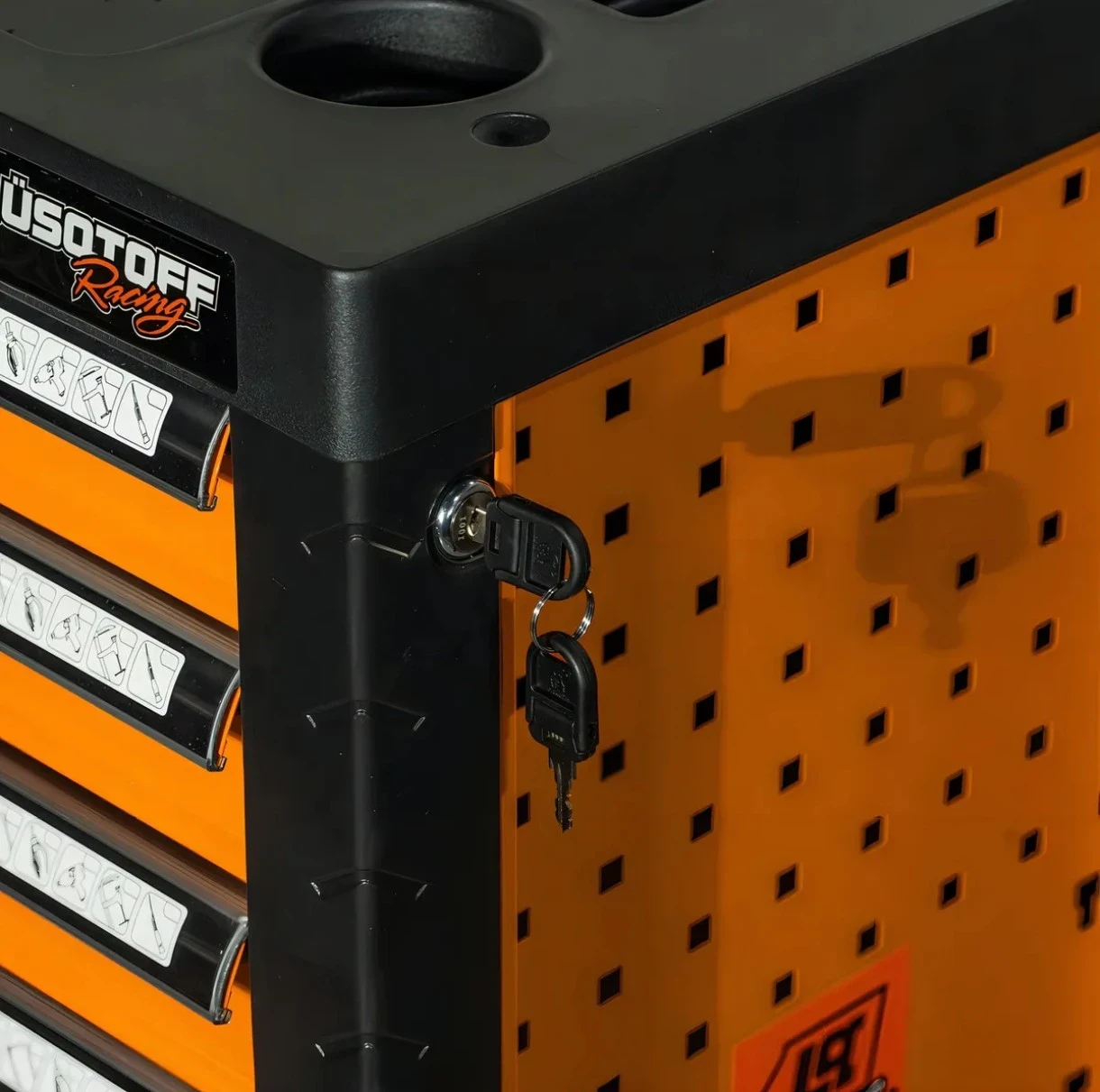 GABINETE ORGANIZADOR LUQSTOFF 4