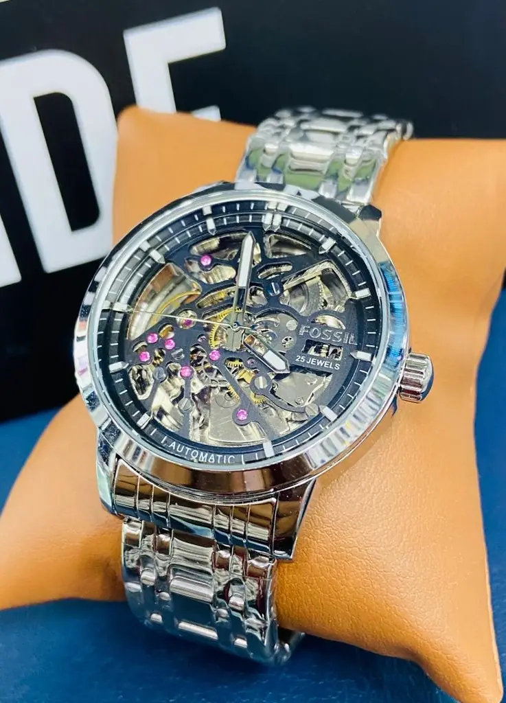 FOSSIL AUTOMÁTICO  4