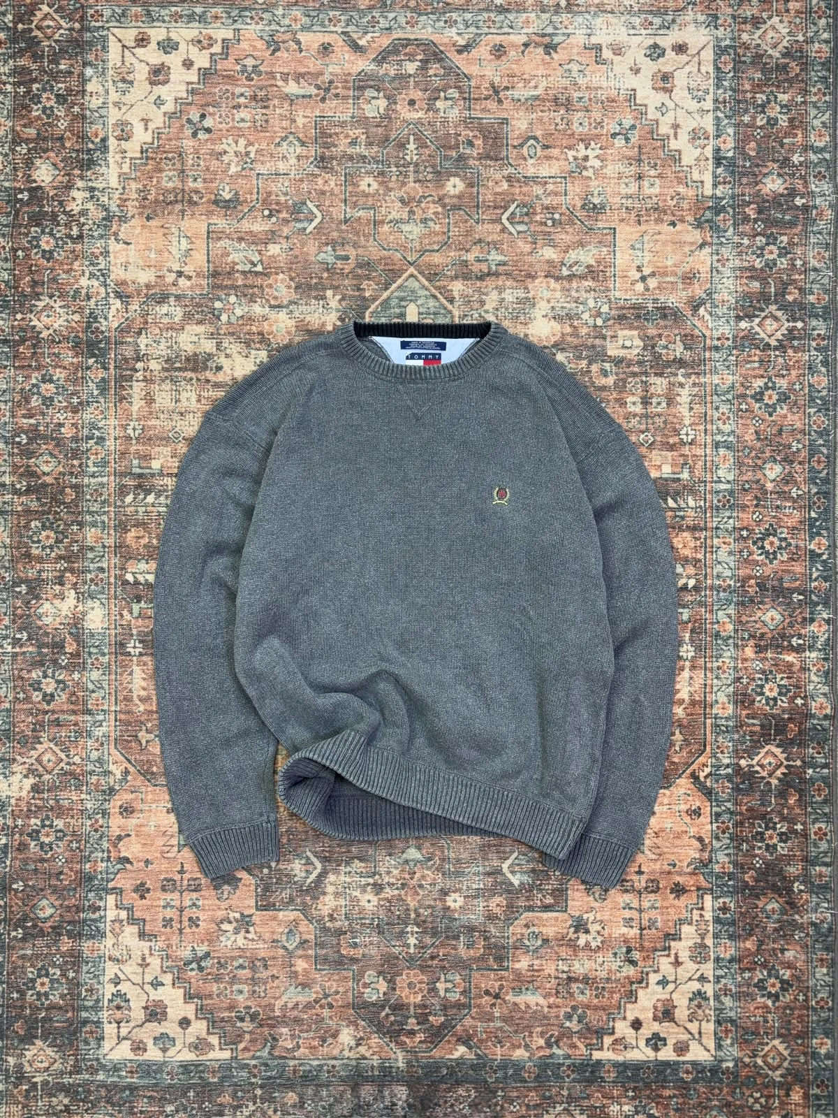VINTAGE TOMMY HILFIGER CREWNECK SWEATER 3