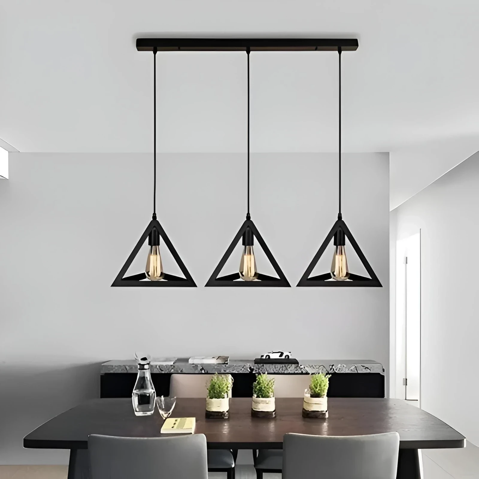 LAMPARA COLGANTE TRIANGULAR NEGRA 3L E27 2