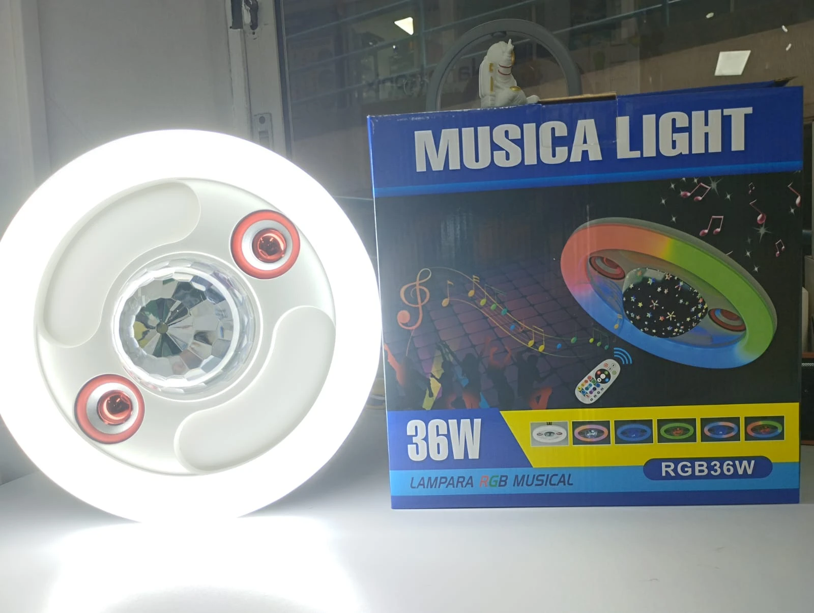 Lampara Bombillo luz led con parlante Bluethooth  6