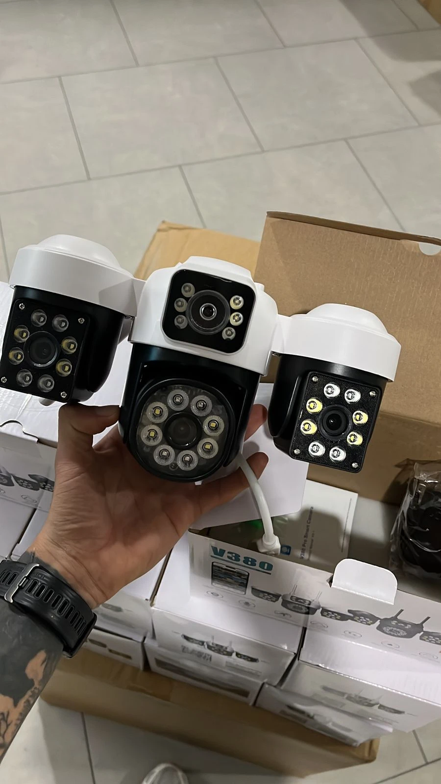 Cámara pulpo 3 lentes v380 PRO 