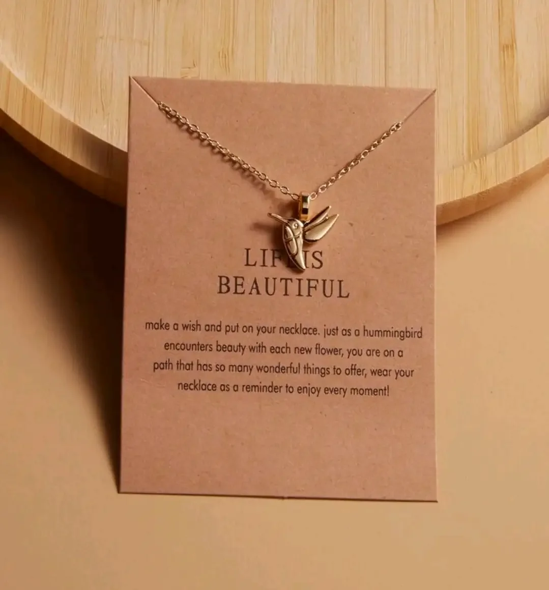 Collar colibrí Life is Beautiful