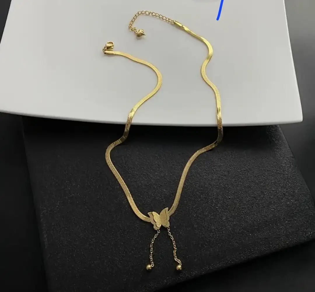 COLLAR MIA
