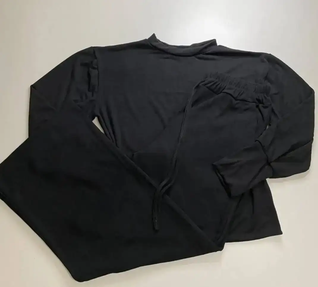 Conjunto  lanzinha com calça veste ate o tamanhos  50 4