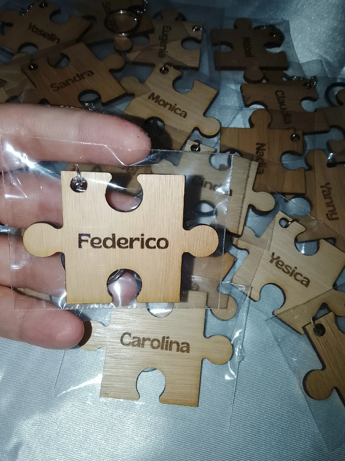 Llavero madera pack por 10 unidades  2