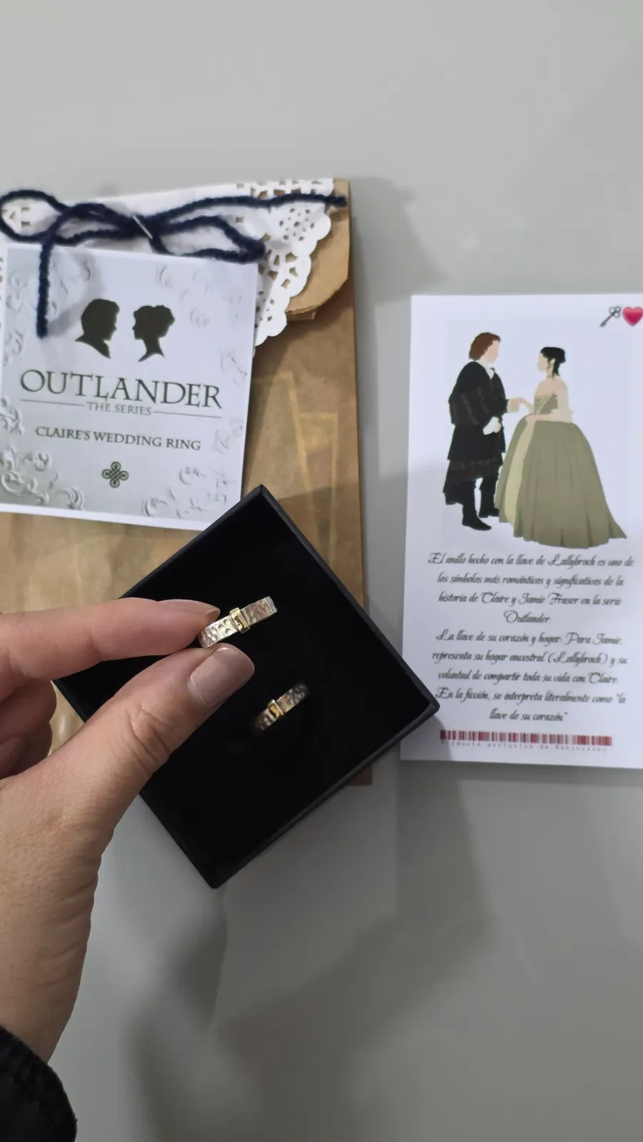 Outlander Claire's wedding ring en plata S925 y baño en oro de 14k 