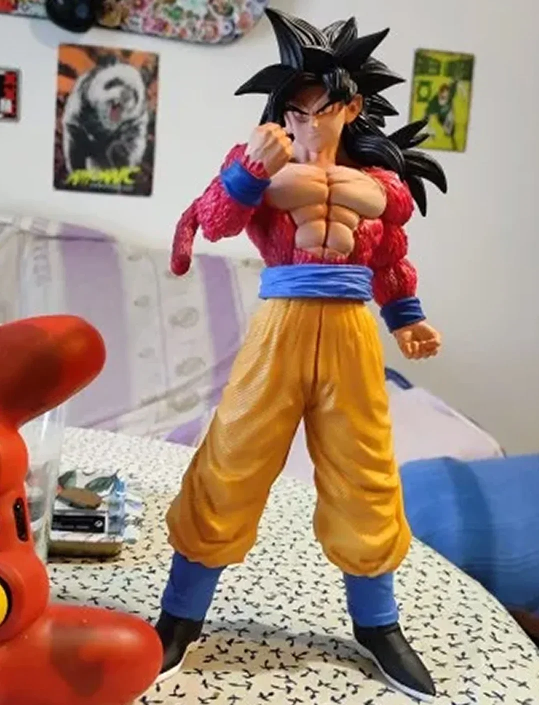 Goku SSJ4 (RÉPLICA)