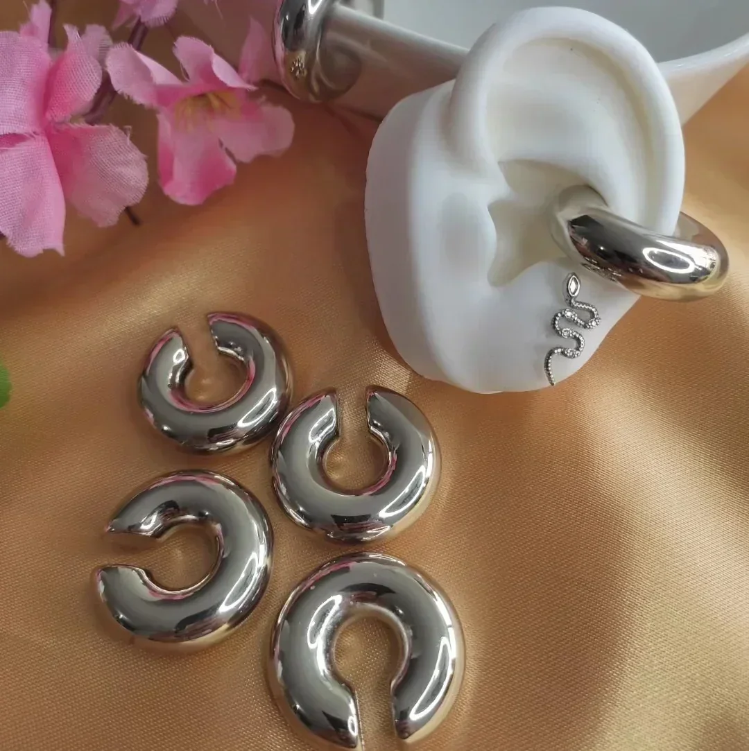 EARCUFF SILVER MAXI CHUNKY LISO 2