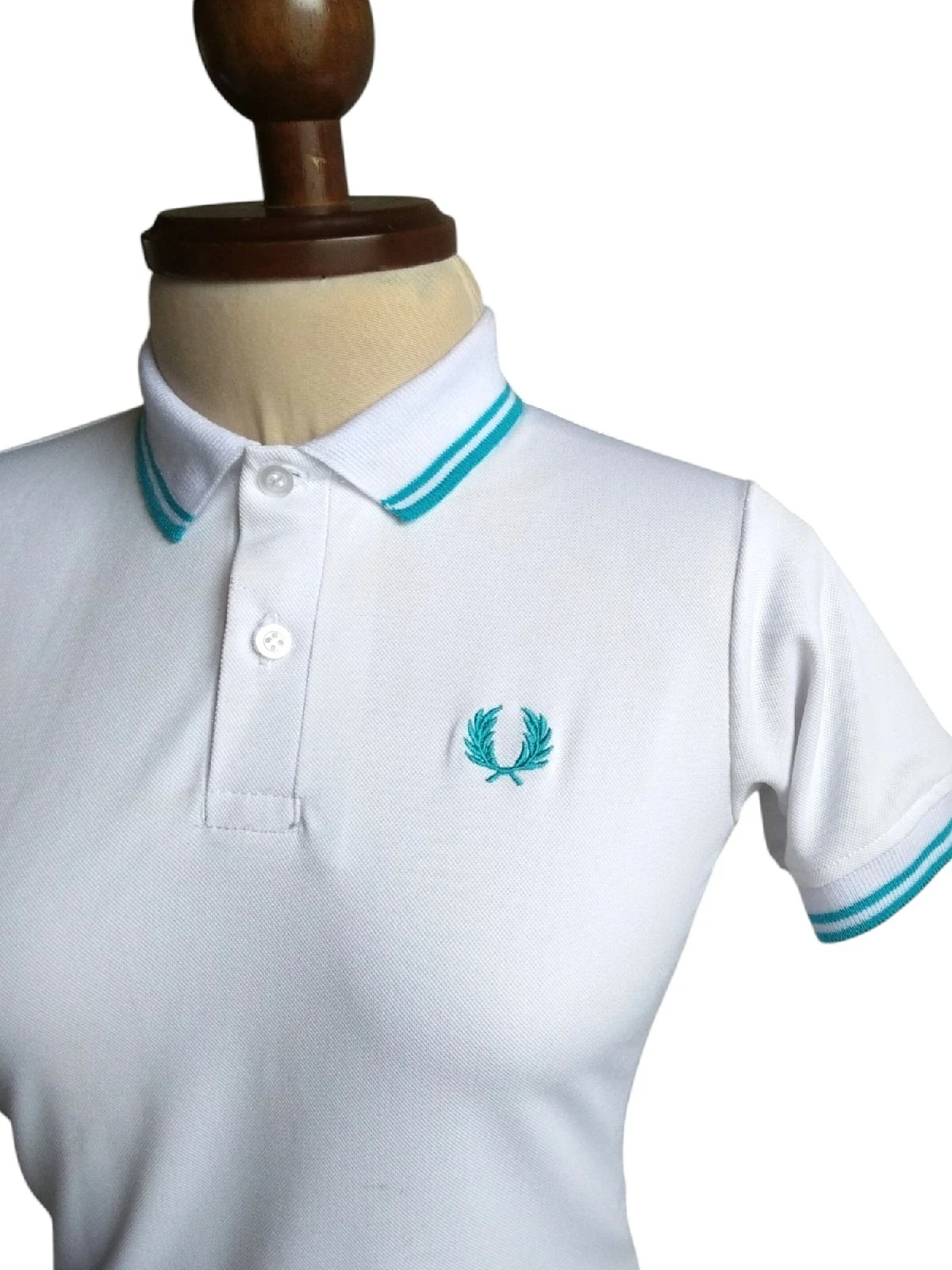Camisa polo blanca 
