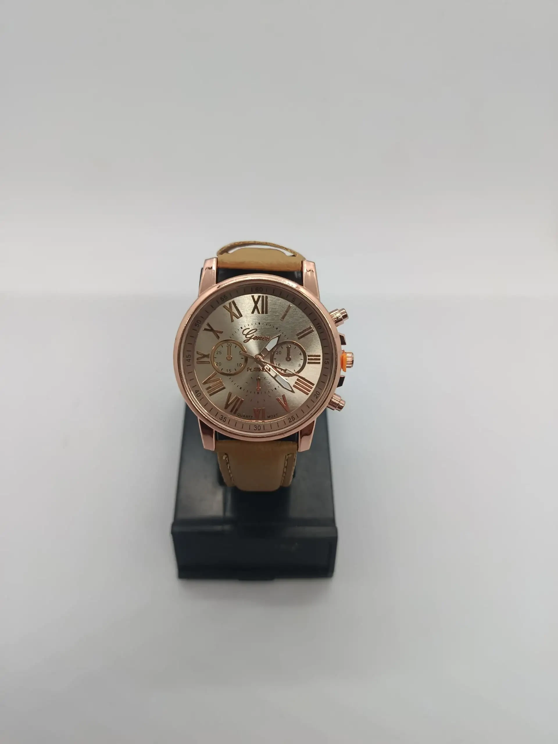 Reloj Geneva diseño clásico 🏛️ / Edición: Carátula Números Romanos 